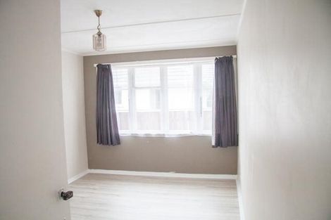 Photo of property in 28 Godley Street, Waterloo, Lower Hutt, 5011