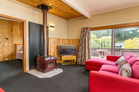 Photo of property in 186 Kaikorai Valley Road, Bradford, Dunedin, 9011