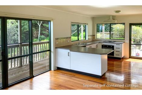 Photo of property in 2 Doves Bay Road, Kerikeri, 0294