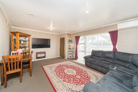 Photo of property in 1 John F Kennedy Drive, Milson, Palmerston North, 4414