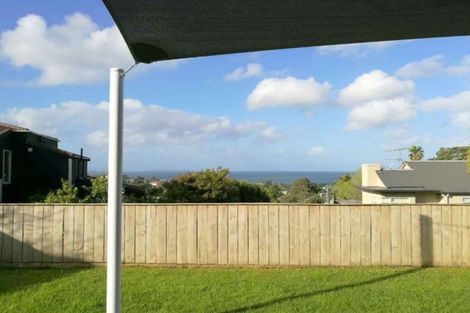 Photo of property in 18 Castor Bay Road, Castor Bay, Auckland, 0620