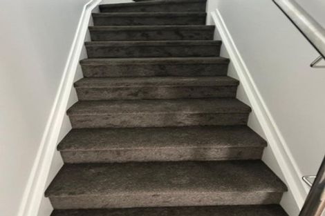 Photo of property in 11/19 Roberts Road, Glenfield, Auckland, 0629