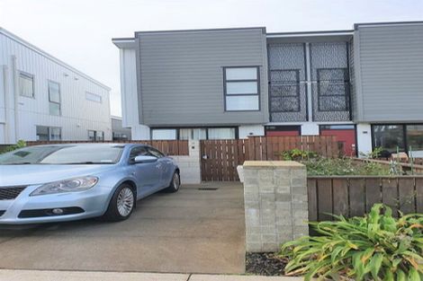 Photo of property in 9 Sacred Kingfisher Road, Hobsonville, Auckland, 0616