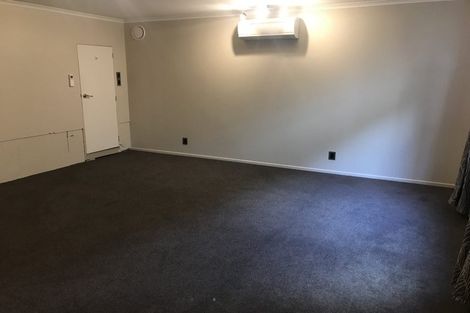 Photo of property in 6 Oakleigh Street, Maungaraki, Lower Hutt, 5010