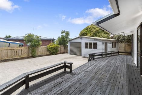 Photo of property in 27b Lyn Grove, Papamoa Beach, Papamoa, 3118