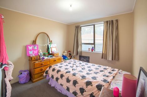 Photo of property in 2/471 Wairakei Road, Burnside, Christchurch, 8053