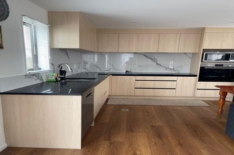 Photo of property in 52 Landon Avenue, Mangere East, Auckland, 2024