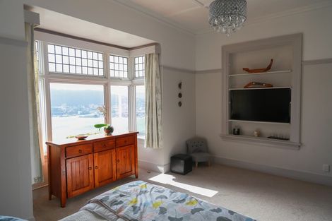 Photo of property in 8 Roseneath Terrace, Roseneath, Wellington, 6011