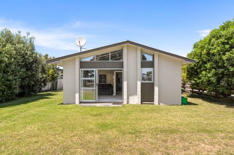 Photo of property in 108 Linton Crescent, Whangamata, 3620