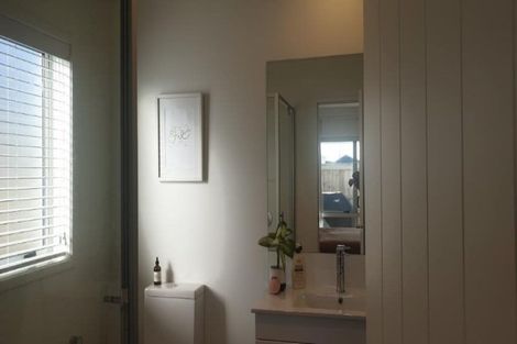 Photo of property in 10 Awatira Drive, Papamoa Beach, Papamoa, 3118