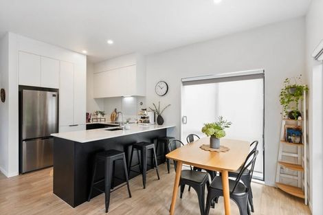 Photo of property in 8a Edgar Pearce Place, Howick, Auckland, 2014