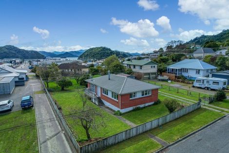 Photo of property in 8a Otago Street, Picton, 7220