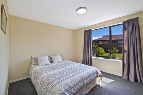 Photo of property in 20 Karnak Crescent, Russley, Christchurch, 8042