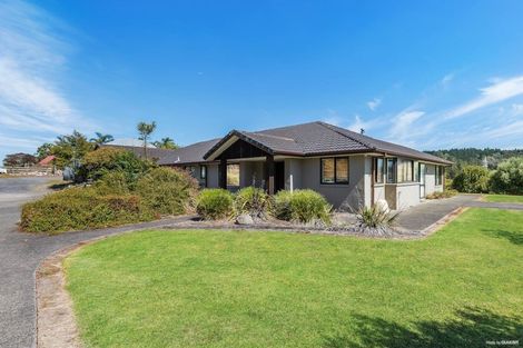 Photo of property in 165a Oraha Road, Kumeu, 0892