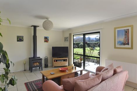 Photo of property in 3 Watersons Line, Dalefield, Carterton, 5791