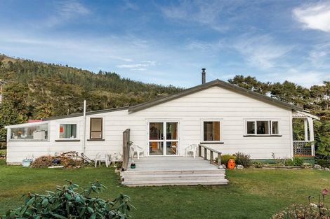 Photo of property in 195 Powerhouse Road, Fairdown, Westport, 7891