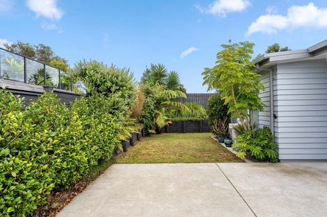 Photo of property in 22 Stace Hopper Drive, One Tree Point, 0118