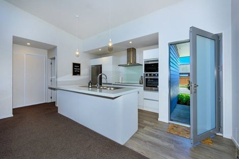 Photo of property in 10 Meyer Crescent, Halswell, Christchurch, 8025