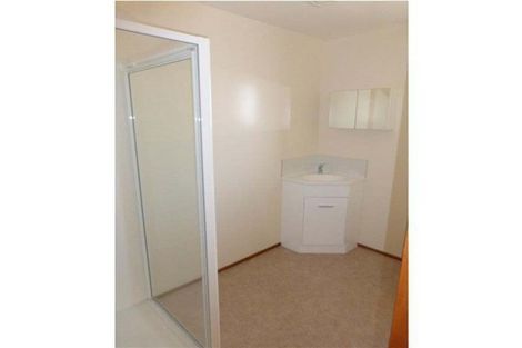 Photo of property in 3a Broadbent Street, Riccarton, Christchurch, 8041