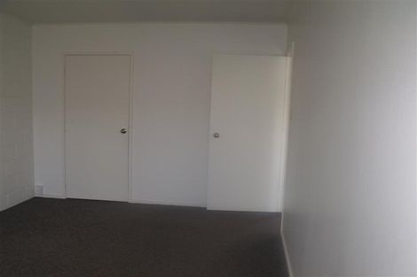 Photo of property in 2/7 Phillips Place, Havelock North, 4130