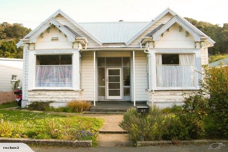 Photo of property in 37 Woodhaugh Street, Woodhaugh, Dunedin, 9010