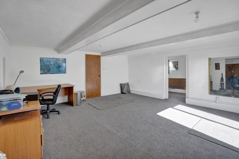 Photo of property in 6 Norwich Avenue, Spotswood, New Plymouth, 4310