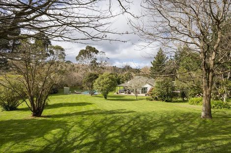 Photo of property in 320 Aokautere Drive, Aokautere, Palmerston North, 4471