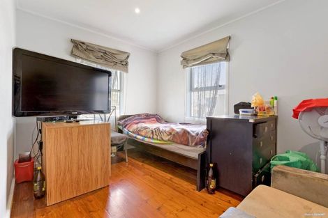 Photo of property in 22 Torino Street, Point England, Auckland, 1072