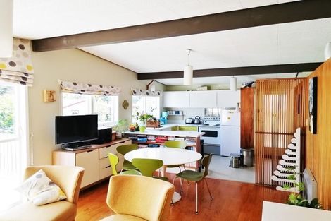 Photo of property in 1 Paramu Avenue, Birkdale, Auckland, 0626