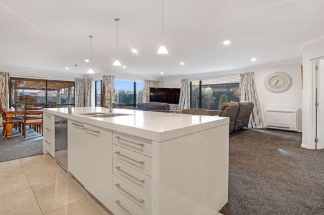 Photo of property in 7 Strathcarron Place, Broomfield, Christchurch, 8042