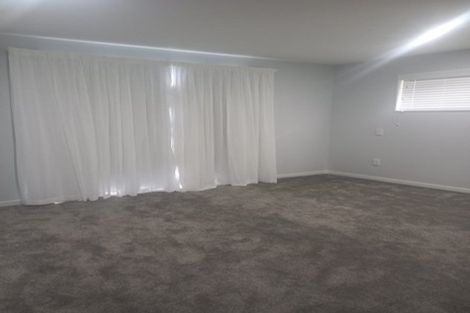 Photo of property in 18 Dray Place, Halswell, Christchurch, 8025