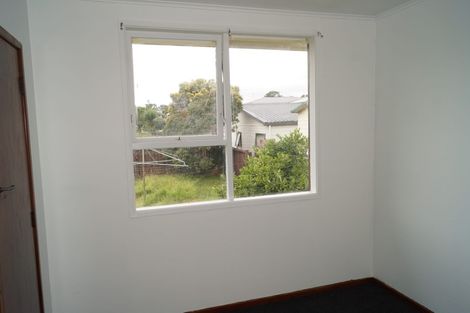 Photo of property in 4 Ashgrove Road, Mangere, Auckland, 2022