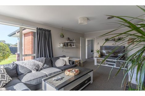 Photo of property in 15 Belmont Street, Avondale, Christchurch, 8061