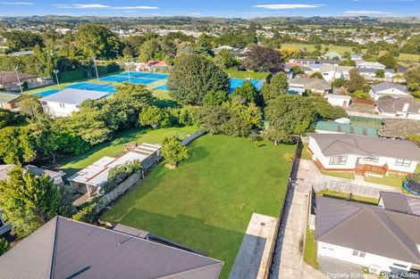 Photo of property in 12a Racecourse Road, Waiuku, 2123