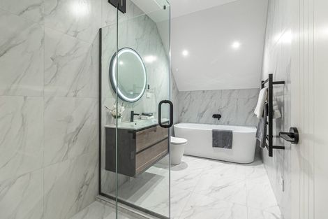 Photo of property in 12a Range View Road, Mount Albert, Auckland, 1025