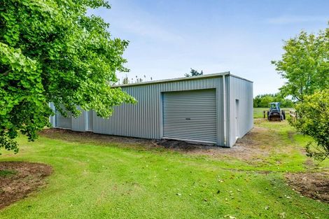 Photo of property in 129 Richmond Road, Brixton, New Plymouth, 4373