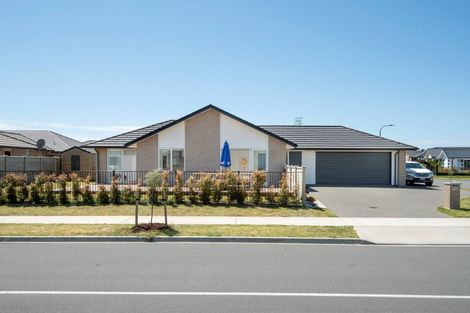 Photo of property in 3 Mere Street, Papamoa Beach, Papamoa, 3118