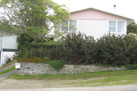 Photo of property in 120 Awanui Street, Merrilands, New Plymouth, 4312