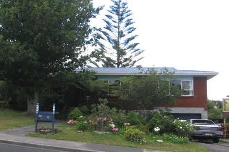 Photo of property in 11 Macnay Way, Murrays Bay, Auckland, 0630