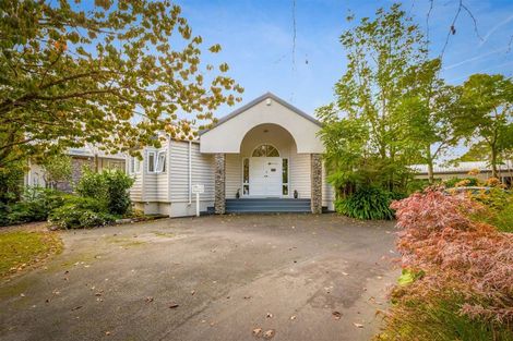 Photo of property in 252 Boord Crescent, Kumeu, 0891