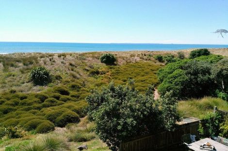 Photo of property in 385b Oceanbeach Road, Mount Maunganui, 3116