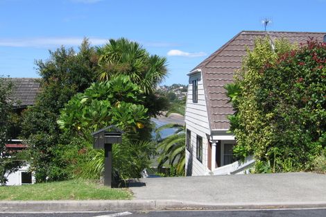 Photo of property in 2/7 Clifton Road, Browns Bay, Auckland, 0630