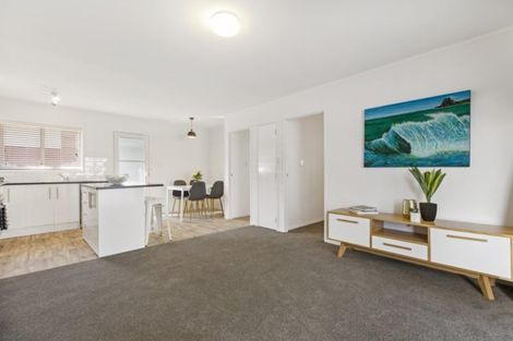 Photo of property in 2/121 Gardner Avenue, New Lynn, Auckland, 0600