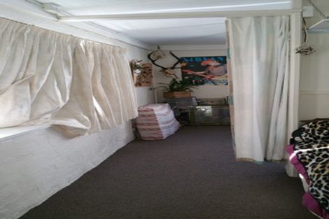 Photo of property in 21a Parkvale Road, Karori, Wellington, 6012