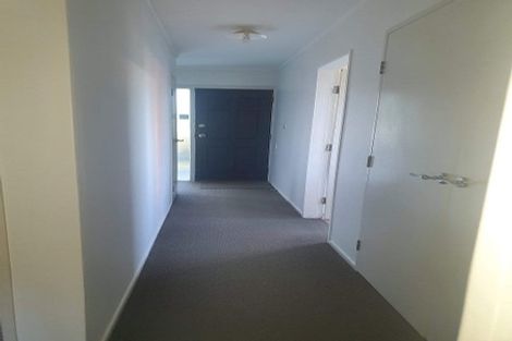 Photo of property in 64 Cypress Drive, Maungaraki, Lower Hutt, 5010