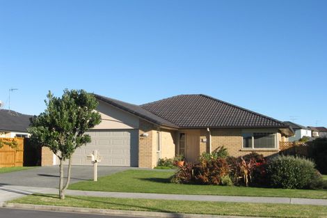 Photo of property in 20 Croftview Road, Wattle Downs, Auckland, 2103