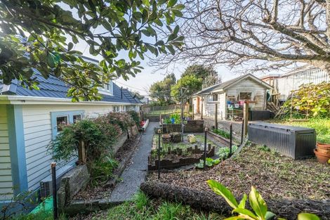 Photo of property in 28 Handyside Street, Tawa, Wellington, 5028