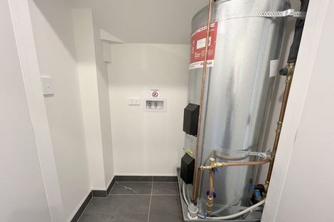 Photo of property in 6/327 Glengarry Road, Glen Eden, Auckland, 0602