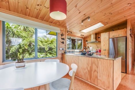 Photo of property in 17 Toru Street, Mapua, 7005