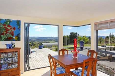 Photo of property in 96 Awanui Rise, Papakura, 2582